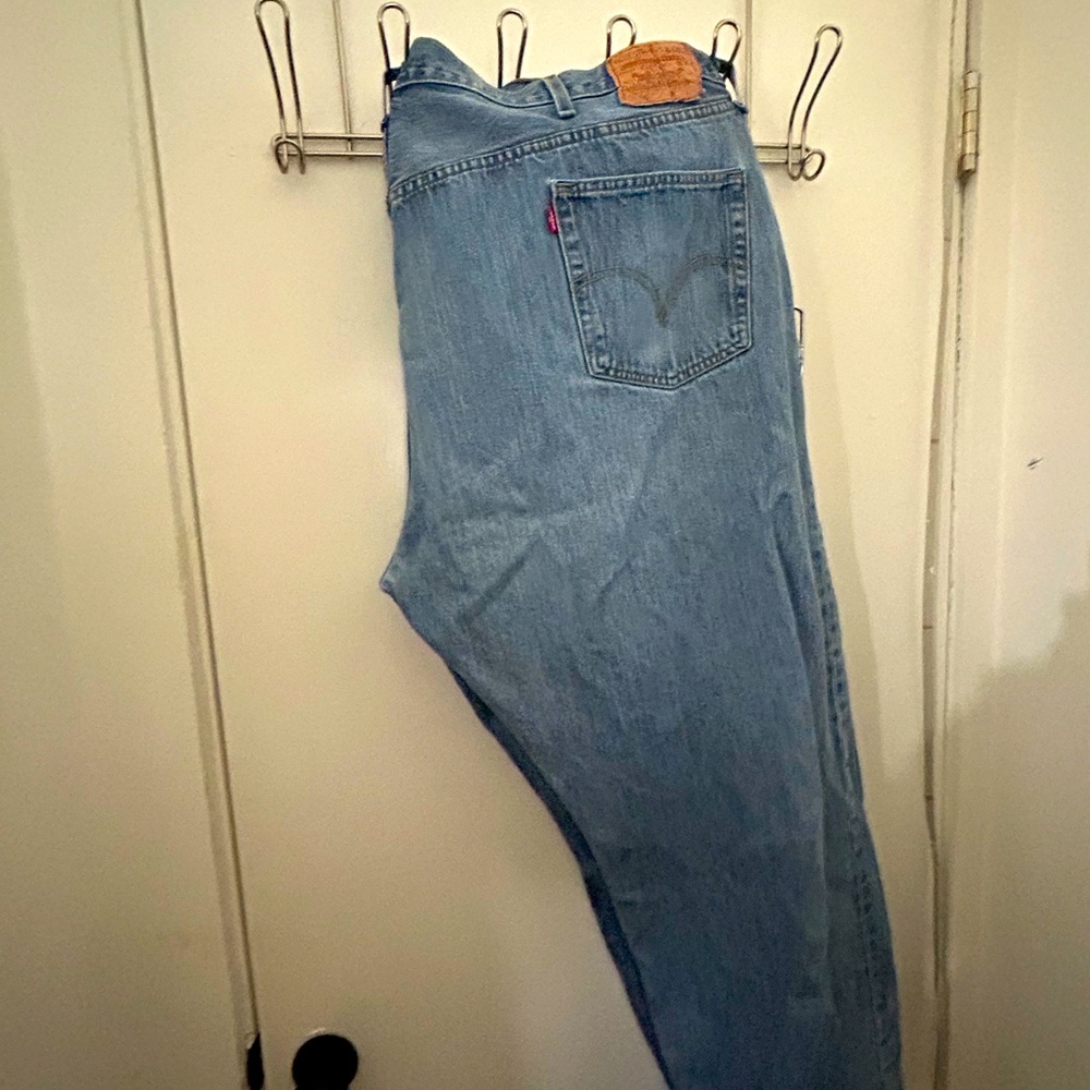 Vintage Levi’s Jeans
Light blue